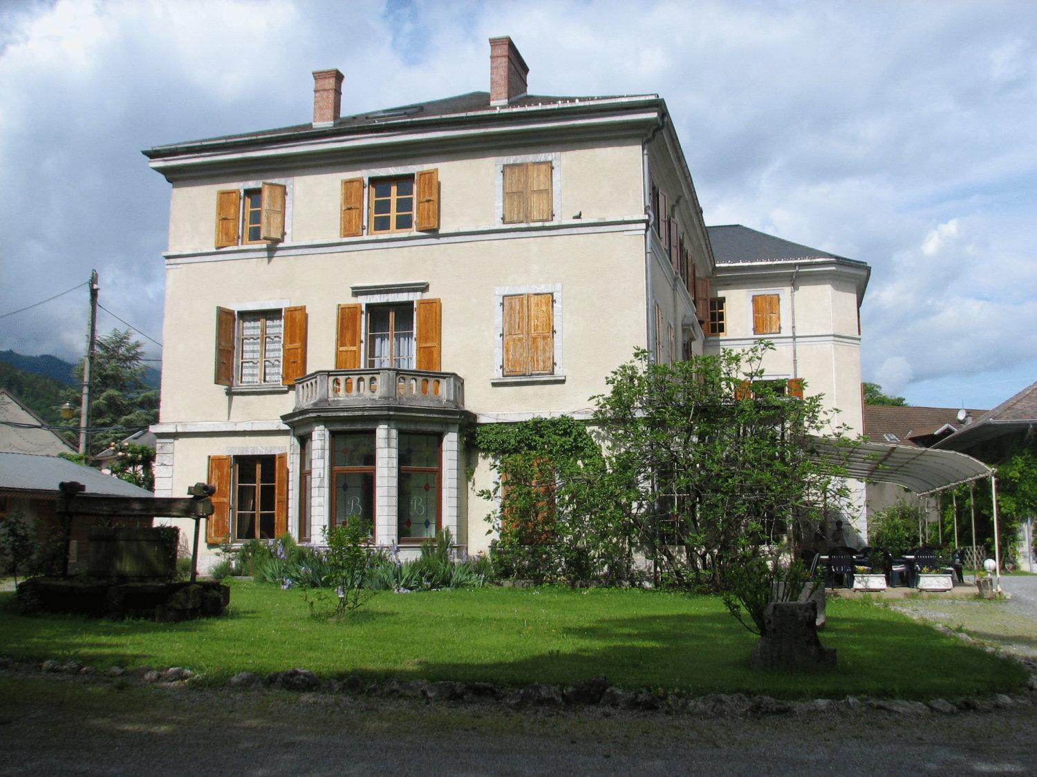 Hotel Du Parc - Manoir Du Baron Blanc Faverges Exteriör bild