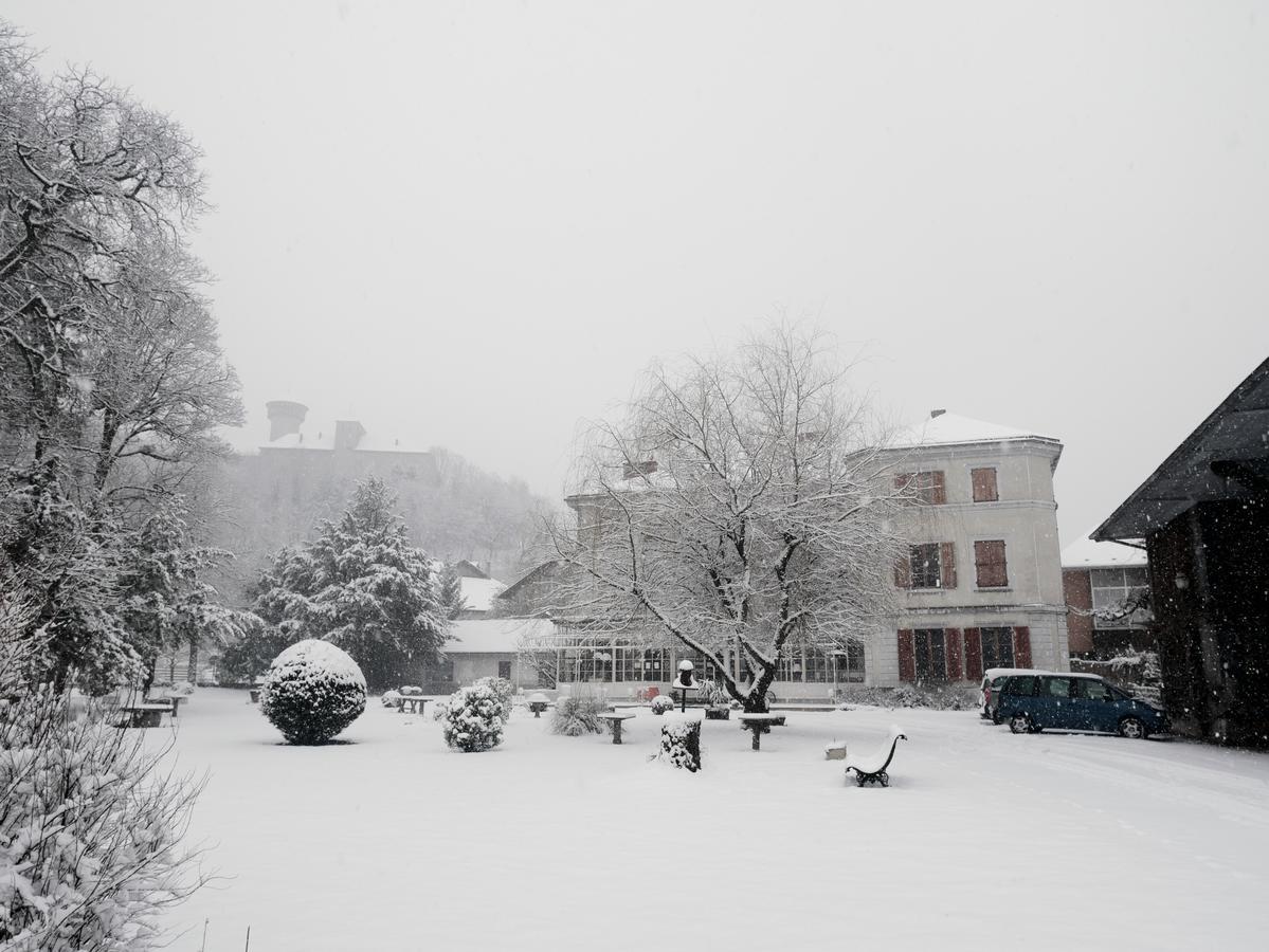 Hotel Du Parc - Manoir Du Baron Blanc Faverges Exteriör bild